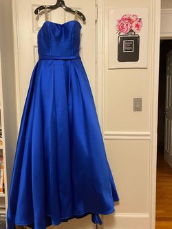 Alyce Paris Blue Size 4 Train Pockets Floor Length Ball gown on Queenly