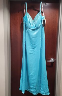 Style 9148 Faviana Blue Size 20 Turquoise $300 Prom Straight Dress on Queenly