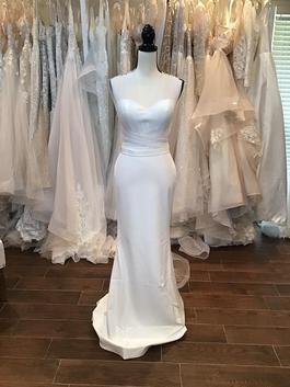 Style Melisandra Ice Portia and Scarlett White Size 4 Tulle Strapless Straight Dress on Queenly
