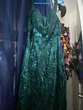 Never Worn Fashion Nova Dress 3X Green Size 20 Floor Length Straight Dress on Queenly