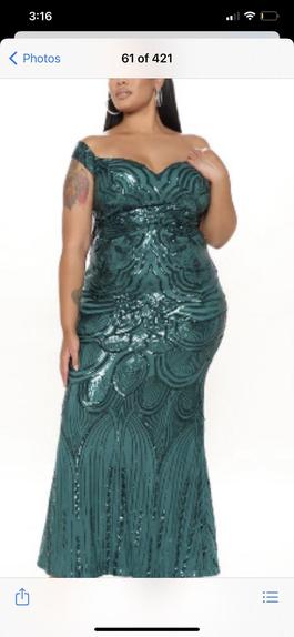 Never Worn Fashion Nova Dress 3X Green Size 20 Floor Length Straight Dress on Queenly