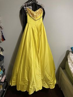 Jovani Yellow Size 0 Pageant Prom Floor Length Ball gown on Queenly
