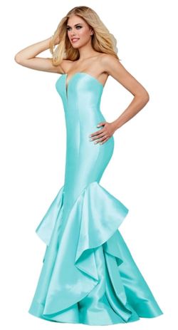 Jovani Light Green Size 14 Floor Length Mermaid Dress on Queenly