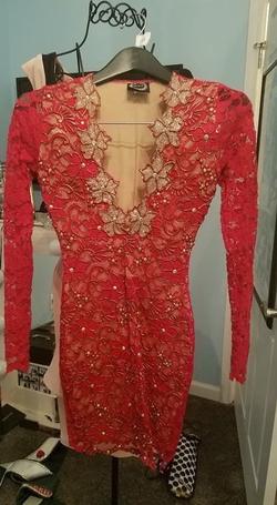 Holt Red Size 0 Long Sleeve $300 Cocktail Dress on Queenly