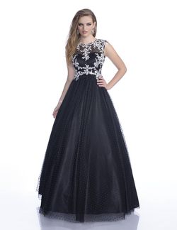 Style 16208 Envious Couture Black Size 12 Ball gown on Queenly