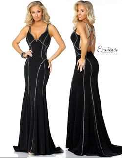 Style E1043 Envious Couture Black Size 0 Prom Cut Out Straight Dress on Queenly