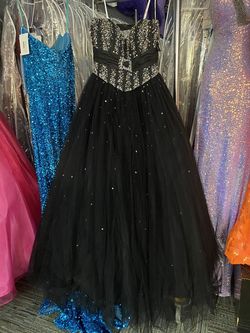 Style 2092 Envious Couture Black Size 6 Belt Sequin Sweetheart Ball gown on Queenly