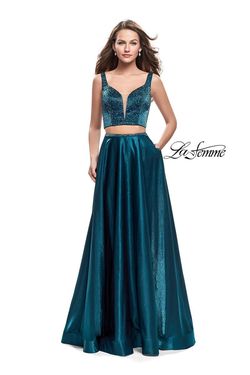 Style 25939 La Femme Green Size 12 Prom Satin Floor Length A-line Dress on Queenly