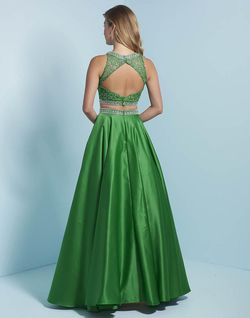 Style J720 Splash Prom Green Size 4 Silk Military A-line Dress on Queenly