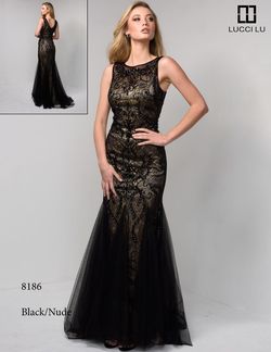 Style 8186 Lucci Lu Black Tie Size 22 Prom Straight Dress on Queenly