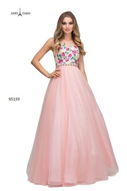 Style 95159 Lucci Lu Pink Size 6 Pageant Ball gown on Queenly