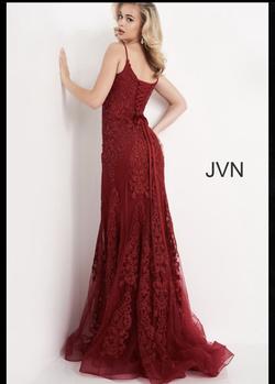 JVN Red Size 8 Pattern Prom Straight Dress on Queenly