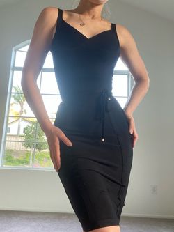House of CB Black Size 0 Euphoria $300 Fitted Cocktail Dress on Queenly
