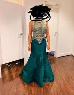 Camille La Vie Green Size 8 Prom $300 Pageant A-line Dress on Queenly
