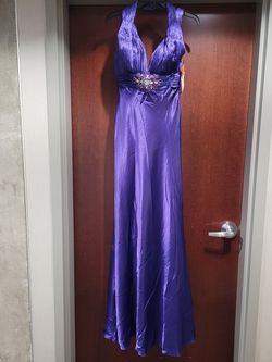Style 9305 Joli Prom Purple Size 8 Black Tie Straight Dress on Queenly