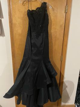MoriLee Black Tie Size 6 Mermaid Dress on Queenly