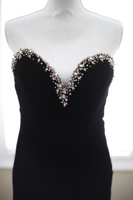 The Crown Collection Black Tie Size 2 Prom Train A-line Dress on Queenly