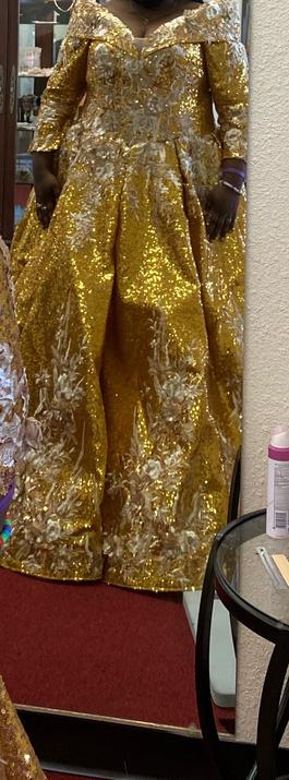 Viniodress Gold Size 20 Embroidery Prom Ball gown on Queenly