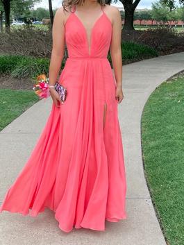Camille La Vie Orange Size 0 Prom $300 Straight Dress on Queenly