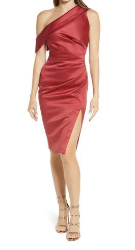 Lavish Alice Red Size 10 Black Tie $300 Side slit Dress on Queenly