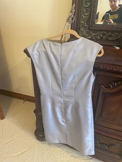 Jessica Howard Silver Size 10 Floor Length Boat Neck 50 Off Straight Dress on Queenly