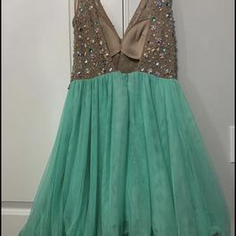 Cinderella Green Size 8 $300 Cocktail Dress on Queenly