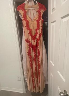 Jovani Red Size 6 Straight Dress on Queenly