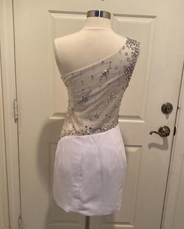None White Size 4 Summer Euphoria Sheer Cocktail Dress on Queenly