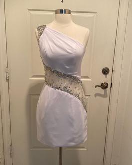 None White Size 4 Summer Euphoria Sheer Cocktail Dress on Queenly