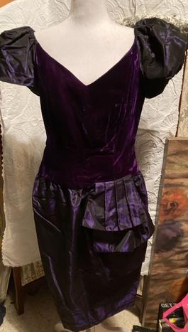 Patty ONeil Purple Size 8 Midi $300 Satin Cocktail Dress on Queenly