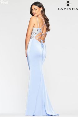 Style 10475 Faviana Blue Size 2 Plunge Padded Straight Dress on Queenly