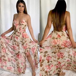 Nude Size 6 Straight Dress on Queenly