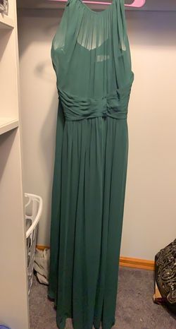 B 2 Jasmine Green Size 26 Prom Straight Dress on Queenly