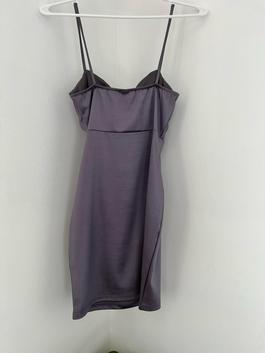 Windsor Purple Size 0 Midi $300 Cocktail Dress on Queenly