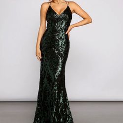 Windsor Green Size 4 Emerald Corset Pattern Sequin Mermaid Dress on Queenly