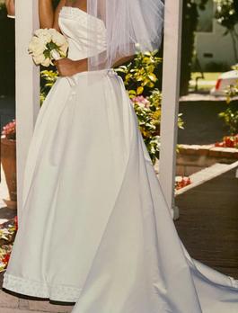 Demetrios White Size 6 Wedding Floor Length 50 Off Train Dress on Queenly