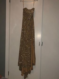 Sherri Hill Gold Size 6 Jewelled Fully Beaded Sequin Straight Dress on Queenly