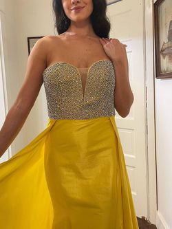 Jovani Yellow Size 6 Floor Length Beaded Top Pageant Train Dress on Queenly