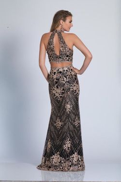 Style 5280 Dave and Johnny Black Size 8 Halter Embroidery Straight Dress on Queenly