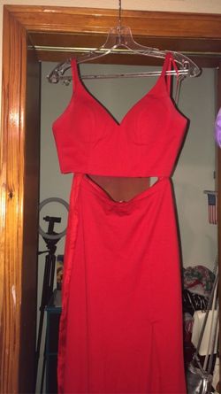 Madison James Red Size 2 Train Side slit Dress on Queenly