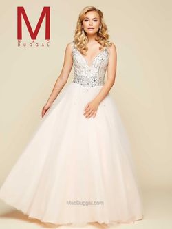 Style 76715H Mac Duggal Nude Size 14 Beaded Top Plus Size Tall Height Sequin Ball gown on Queenly