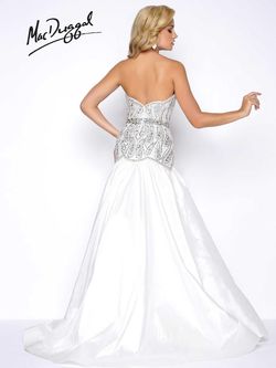 Style 65879M Mac Duggal White Size 6 Sweetheart Mermaid Dress on Queenly