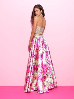 Style 17-283 Madison James Pink Size 6 Tall Height Print Wedding Guest Ball gown on Queenly