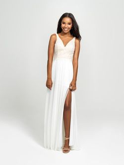 Style 19-108 Madison James White Size 4 Embroidery Lace Side Slit A-line Dress on Queenly