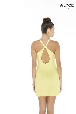 Style 4289 Alyce Paris Yellow Size 12 Straight Dress on Queenly