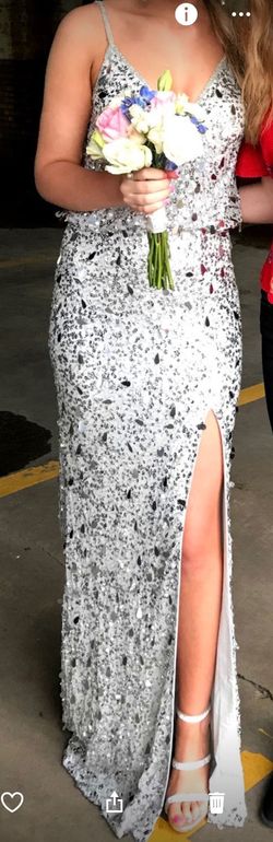 Sherri Hill Silver Size 2 Jewelled Side Slit Mermaid Dress on Queenly