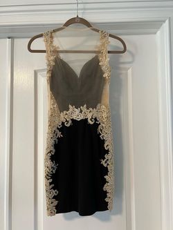 Jovani Black Size 0 Homecoming Sheer $300 Cocktail Dress on Queenly