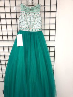 Rachel Allan Green Size 0 Pageant Prom Beaded Top Ball gown on Queenly