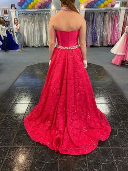 Ritzee Pink Size 6 Prom Pageant Train Dress on Queenly