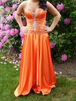 Tony Bowls Orange Size 4 Prom Jewelled Straight Dress on Queenly